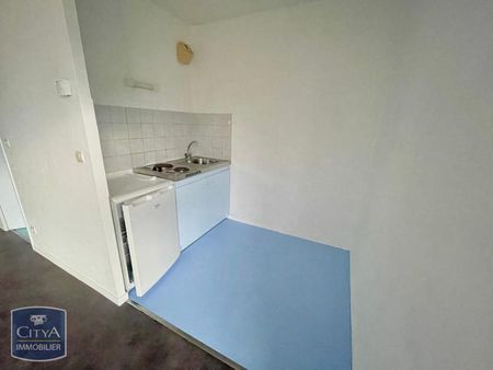 Location Appartement 1 pièce 26m² LONS 64140 - Photo 5