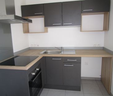 Appartement RUE DU CAPITAINE ALFRED DREYFUS - Photo 2