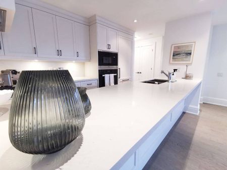 ONE8ONE: Avenue Rd & Davenport Rd (181 Davenport Rd) AD#100410 - Photo 4