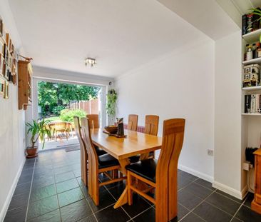 2 bedroom semi-detached house to rent - Photo 2