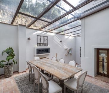 6 Bedroom Villa For Rent in El Madroñal, Málaga - Photo 6