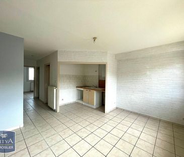 Location Appartement 2 pièces 34m² LE CHAMBON FEUGEROLLES 42500 - Photo 6