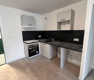 BEAU T2 AVEC LOGGIA ET PARKING - Photo 4