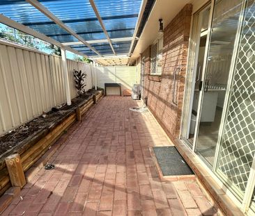 Low-Maintenance Living in a Convenient North Tamworth - Photo 2