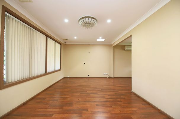 Three Bedroom Family Home - Photo 1