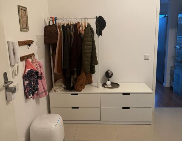 Moderne 3,5-Zimmer-Dachgeschosswohnung mit Balkon in Neuss - Foto 1