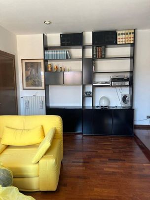 Appartamento con tre camere e tre bagni Via Andrea Costa - Photo 1