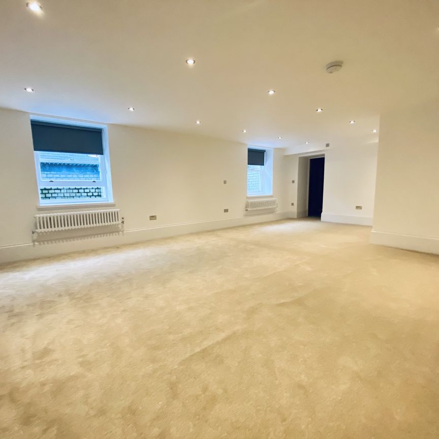 St Mary's Gate, Derby - Photo 1