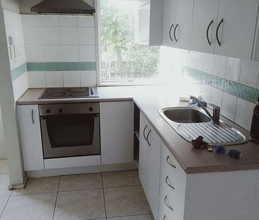 Charming 2-Bedroom Unit in Epsom - Photo 6