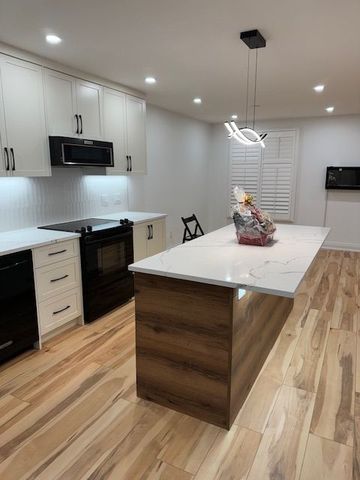 For Lease - 464 Sandford Street Unit# Main Floor, Newmarket, Ontario - Photo 4