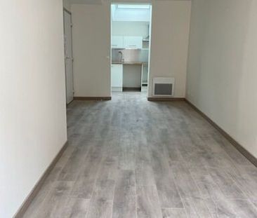 Location Appartement 2 pièces 36m² COULOMMIERS 77120 - Photo 2