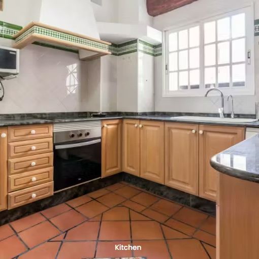 Carrer de les Danses, Valencia, Valencian Community 46001 - Photo 1