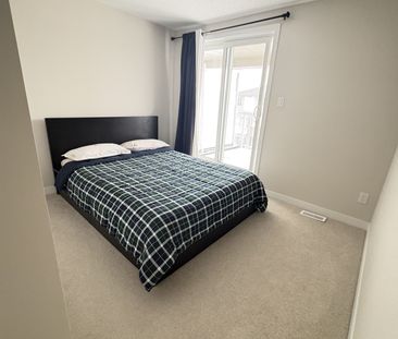 For Lease - 43 Pyrite Private, Barrhaven, Ontario - Photo 3