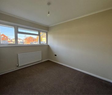 2 bedroom bungalow to rent - Photo 3