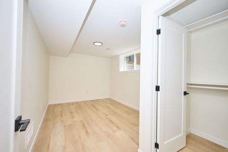 For Lease - 4650 Belfast Avenue Unit# Lower Unit, Niagara Falls, Ontario - Photo 2