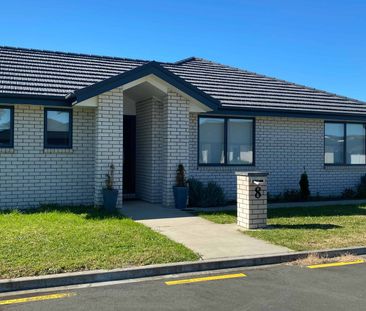 Fully Furnished Home - Photo 4