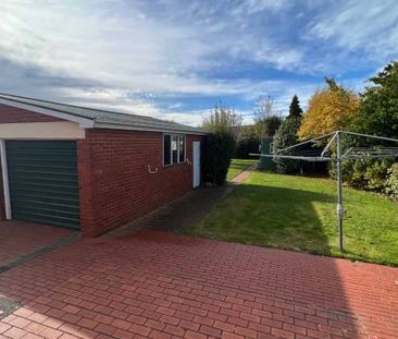 3 Bedroom House at Mosgiel - Photo 2