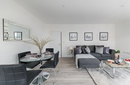 1 Bedroom Flat - Photo 4