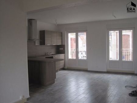 A LOUER BEL APPARTEMENT PLEIN CENTRE VILLE DE ST QUENTIN 02 - Photo 4