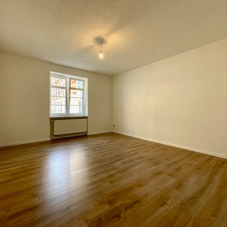 3-Zimmer zum VERLIEBEN! Praktischer Schnitt, Hochparterre und Bad mit Wanne und Dusche - Photo 1