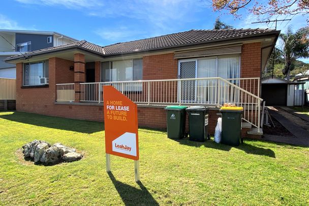 2/123 Berkeley Street, Speers Point NSW 2284 - Photo 1