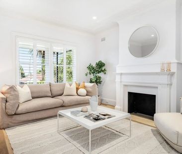 Exceptional family haven in Lane Cove's finest Avenue - Photo 2