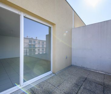 location Appartement T4 DE 94.26m² À VENISSIEUX - Photo 5