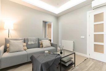 Carrer de Prats de Molló, Barcelona, Catalonia 08021