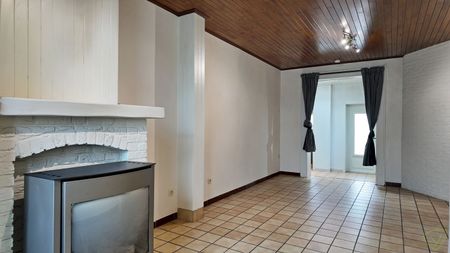 Gezellige stadswoning te huur met ruime garage en parking! - Photo 3