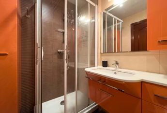 Ronda del Guinardó, Barcelona, Catalonia 08025