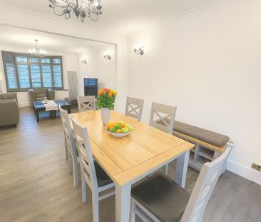 4 bedroom semi-detached house to rent - Photo 5