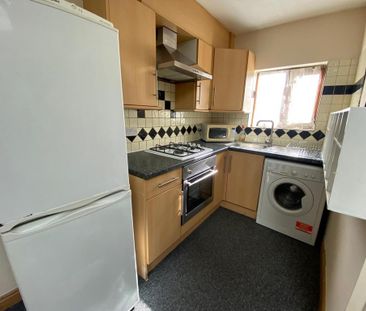 Studio to rent - Photo 3