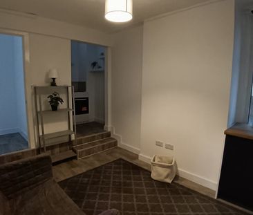 1 Bed Flat, Thornton Heath, CR7 - Photo 3