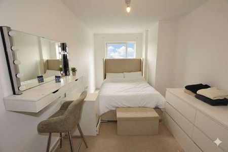 Wave Court, Maxwell Road, Romford, RM7 - Photo 2