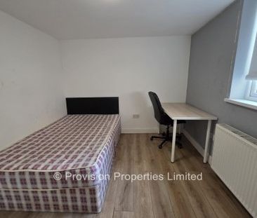 5 Bedroom Cardigan Road - Photo 2