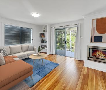 MODERN COASTAL LIVING JUST METRES FROM THE BEACH - Photo 2