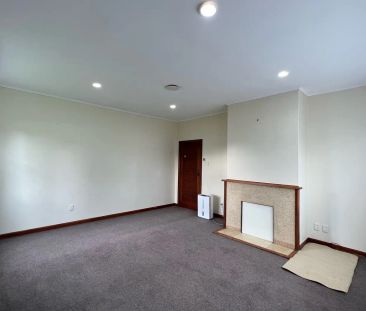 17 Roberts Street - Photo 3