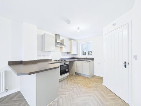 2 bedroom semi-detached house to rent - Photo 5