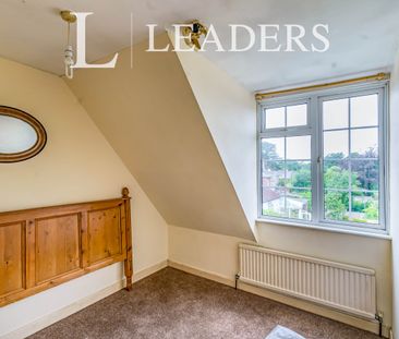 3 bedroom maisonette to rent Maypole Road, Ashurst Wood, East Grins... - Photo 2