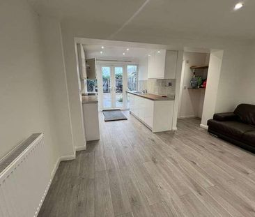 Sutton Hall Road, Hounslow, TW5 - Photo 5