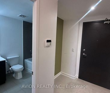 For Lease - 11 Superior Avenue Unit# 611, Toronto, Ontario - Photo 1