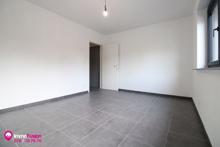 Mooi appartement te huur in centrum Zolder met 2 slaapkamers! - Foto 4