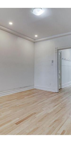 Ville-Marie - Superbe 6 1/2 - 4 Chambres - Photo 1