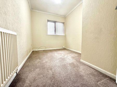 4 bedroom terraced house to rent - Photo 4