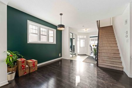 For Lease - 168 Flowing Creek Circle, Kanata, Ontario - Photo 2