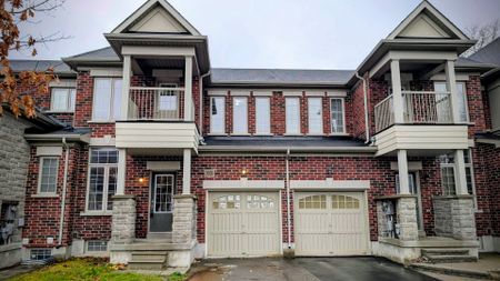 For Lease - 10 Moore's Court, Markham, Ontario - Photo 2