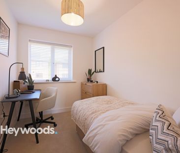 3 bed mews house to rent in Lakeway Grove, The Oaks - Photo 2