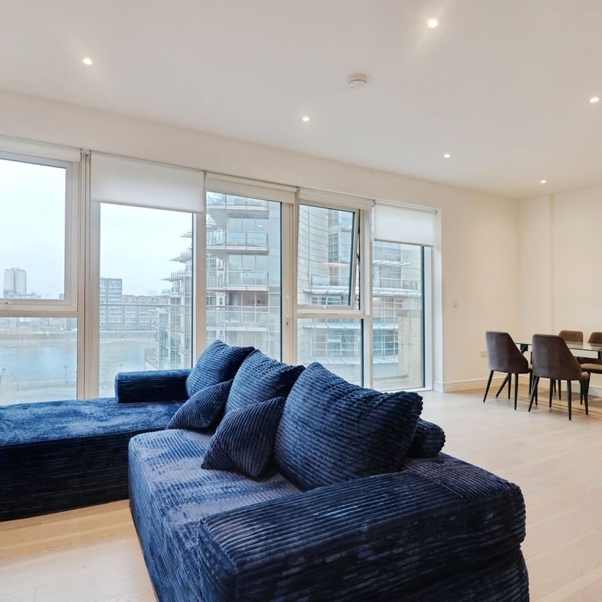 3 Bed Flat, Juniper Drive, SW18 - Photo 1