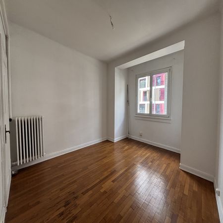 Appartement 3 pièce(s) 2 chambre(s) 76 m² - Photo 2