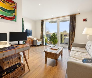 1 bedroom flat to rent - Photo 3